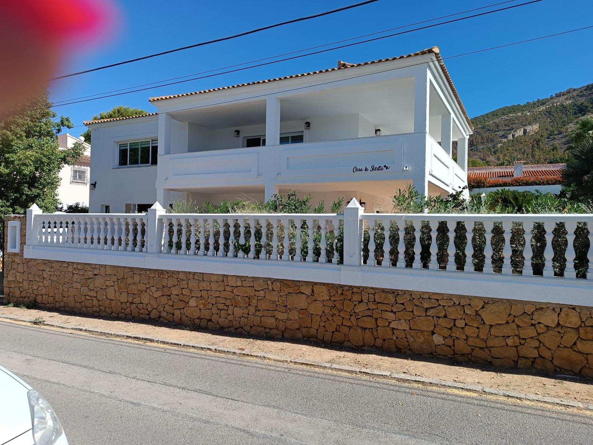 阿尔比尔Casa La Siesta Albir住宿加早餐旅馆 外观 照片